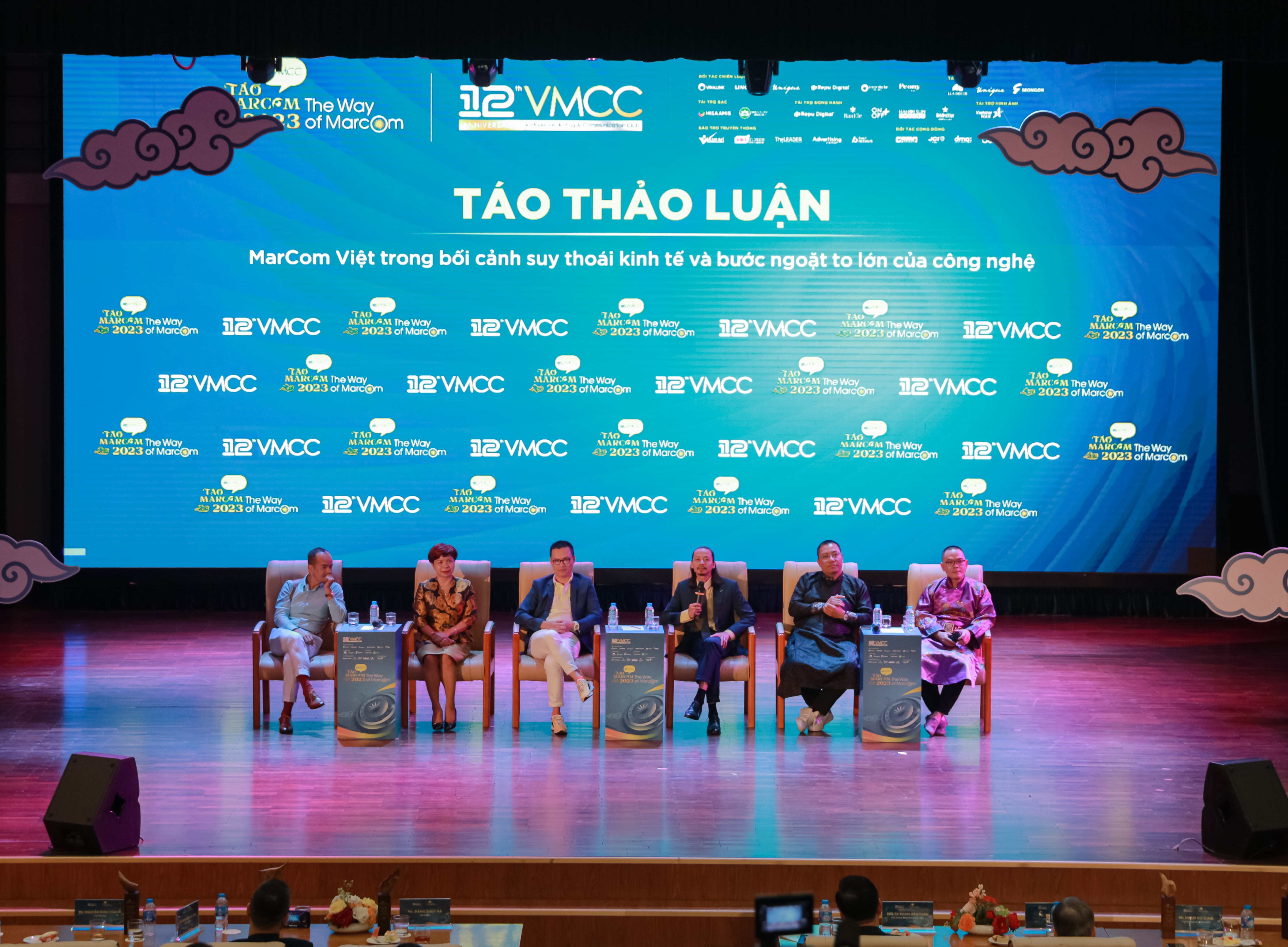 Phi&ecirc;n T&aacute;o Thảo Luận tại VMCC T&aacute;o MarCom 2023