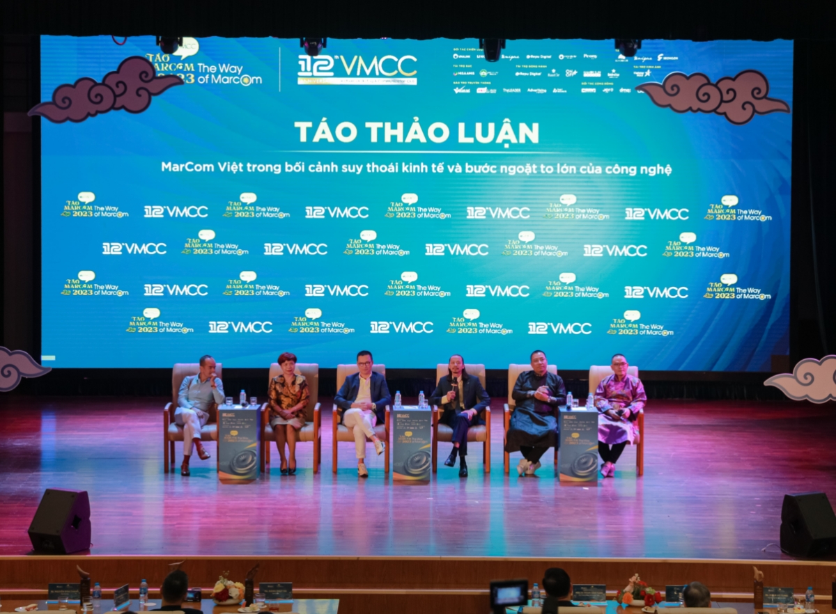 Phi&ecirc;n T&aacute;o Thảo Luận tại VMCC T&aacute;o MarCom 2023