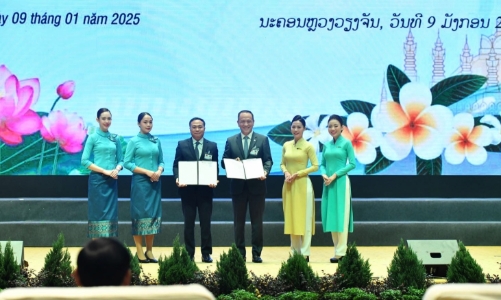 Hàng không kết nối chắp cánh hợp tác Việt Nam - Lào