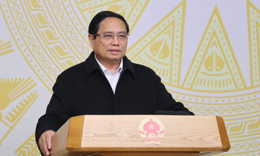 Thủ tướng phát biểu kết luận Phiên họp thứ hai của Ban Chỉ đạo Trung ương triển khai xóa nhà tạm, nhà dột nát trên phạm vi cả nước - Ảnh: VGP