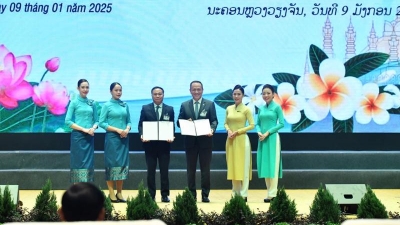 Vietnam Airlines and Lao Airlines boost cooperation 