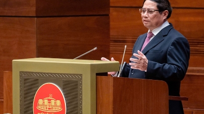 PM calls for concerted actions to implement Politburo’s resolution on science, technology