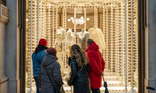 Làn sóng cải tổ để “chuyển mình” của các thương hiệu xa xỉ