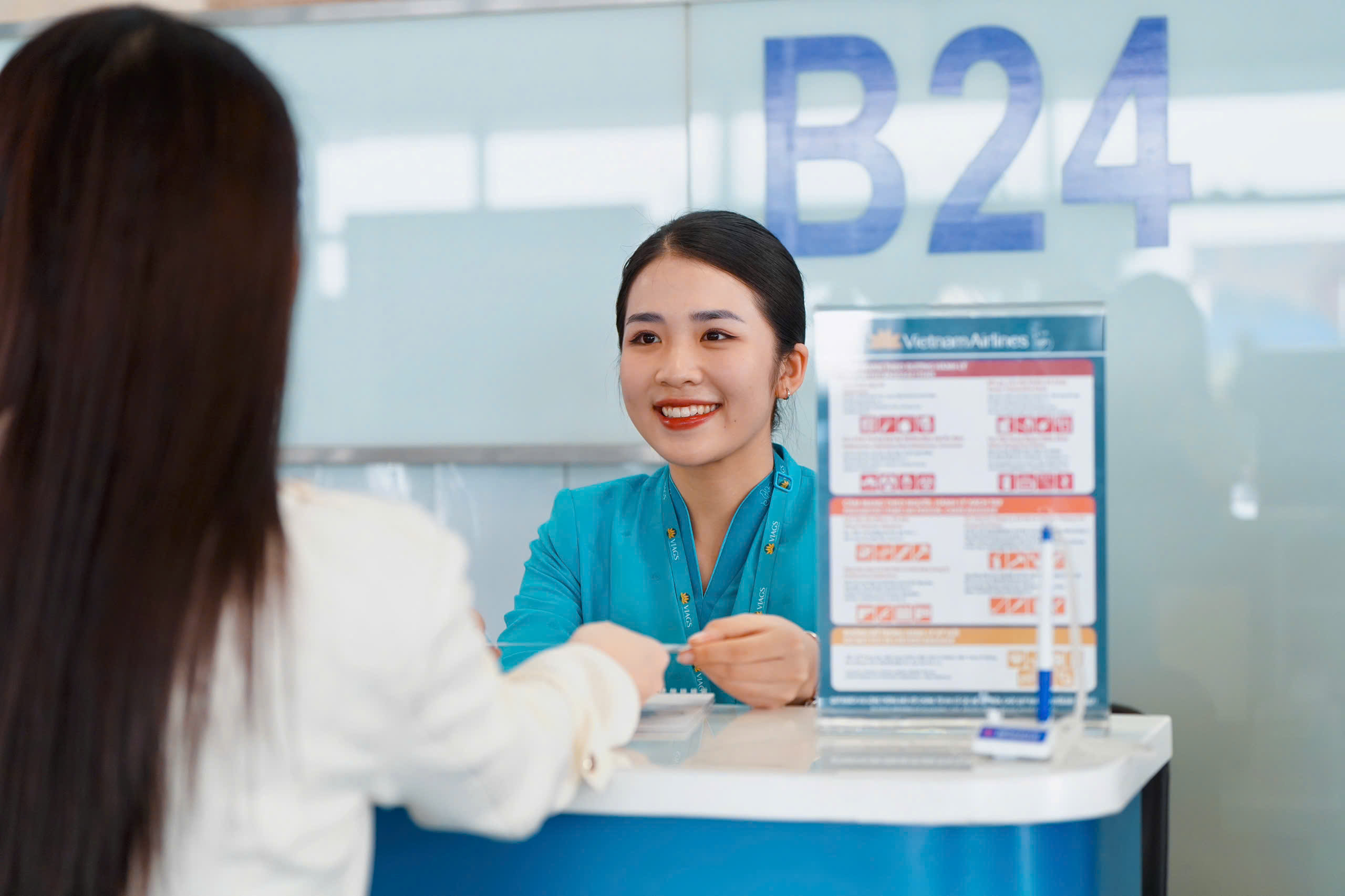 Để làm thủ tục hàng không, hành khách có thể sử dụng các loại giấy tờ tùy thân được quy định còn hạn