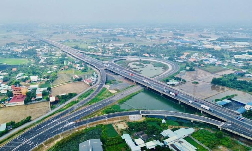 Sắp đưa vào khai thác tạm thời hai đoạn tuyến cao tốc Bến Lức - Long Thành - Ảnh minh họa.