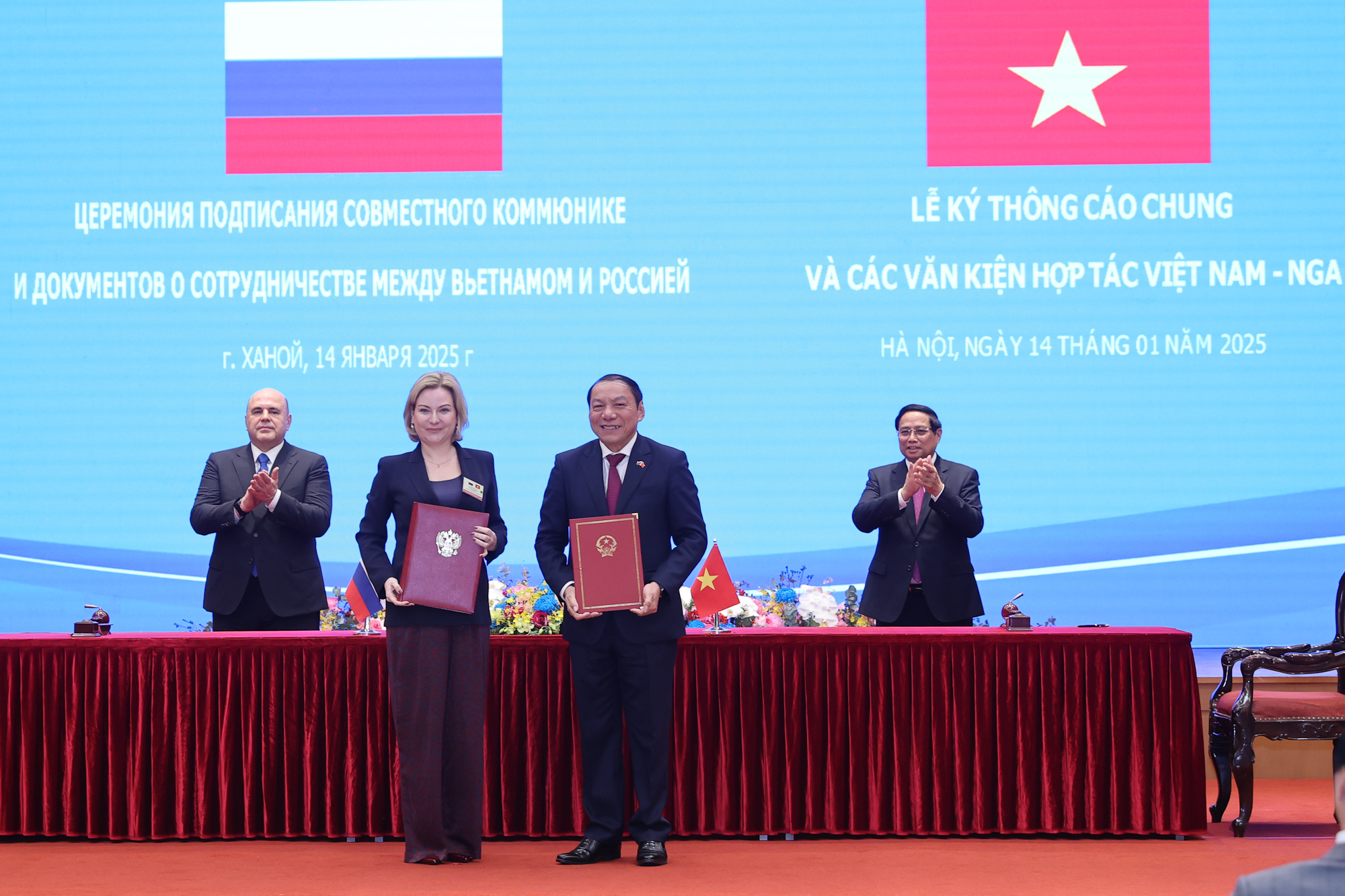 Hai Thủ tướng chứng kiến lễ k&yacute; chương tr&igrave;nh hợp t&aacute;c trong lĩnh vực văn h&oacute;&aacute; giữa Bộ Văn h&oacute;a Li&ecirc;n bang Nga v&agrave; Bộ Văn h&oacute;a, Thể thao v&agrave; Du lịch Việt Nam giai đoạn 2025-2027 - Ảnh: VGP