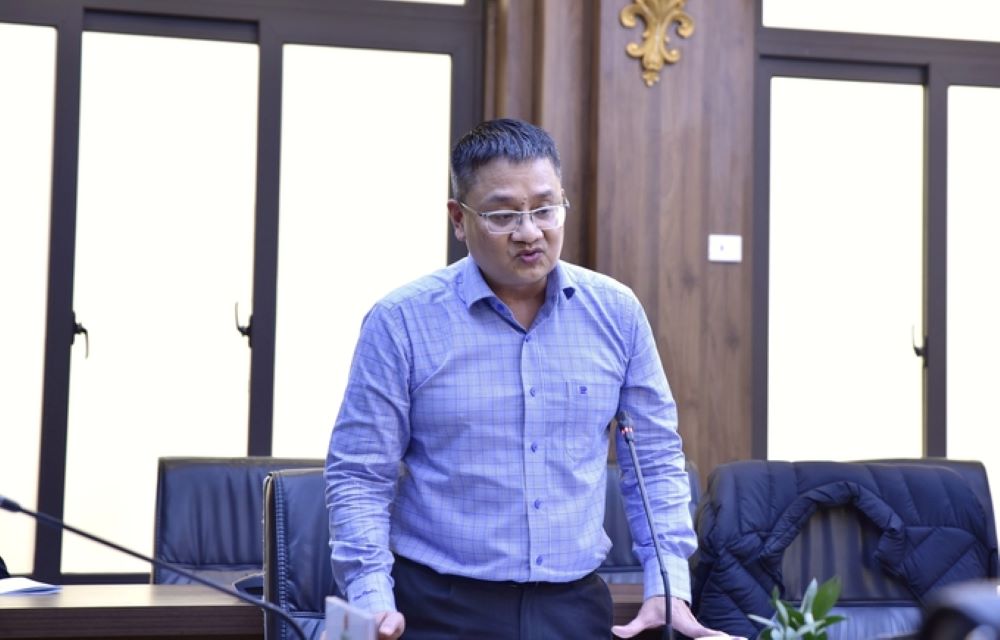 Ông Ngô Hồng Phong: 