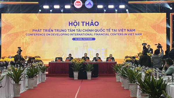Đà Nẵng đề xuất Trung ương chính sách vượt trội về nhân lực để làm việc tại Trung tâm tài chính quốc tế 