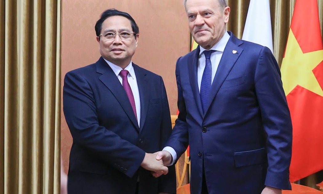Thủ tướng Ba Lan Donald Tusk và Thủ tướng Chính phủ Phạm Minh Chính - Ảnh: VGP