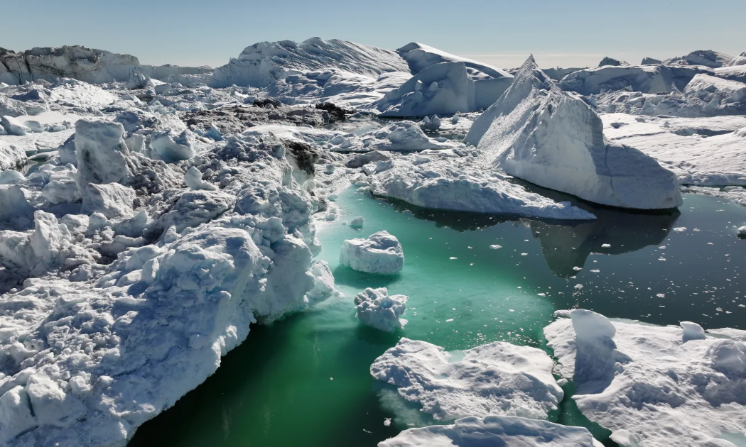 Hình ảnh băng tan gần Ilulissat, Greenland được chụp vào ngày 16/7/2024 - Ảnh: Getty Images