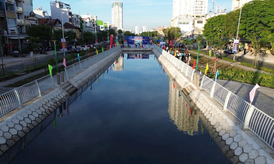 Tuyến kênh Hàng Bàng vừa khánh thành và đưa vào phục vụ người dân vào những ngày trung tuần tháng 01/2025, dịp trước Tết Ất Tỵ 2025. Ảnh: Hà Phạm