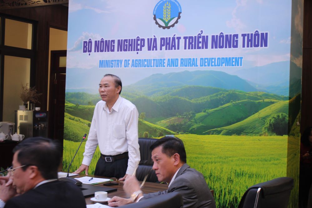Thứ trưởng Phùng Đức Tiến: "Năm nay, C05 đã bắt mấy vụ ở Tây Ninh, xem ông Giám đốc Sở của Tây Ninh còn cãi được nữa không?". Ảnh: Chu Khôi.
