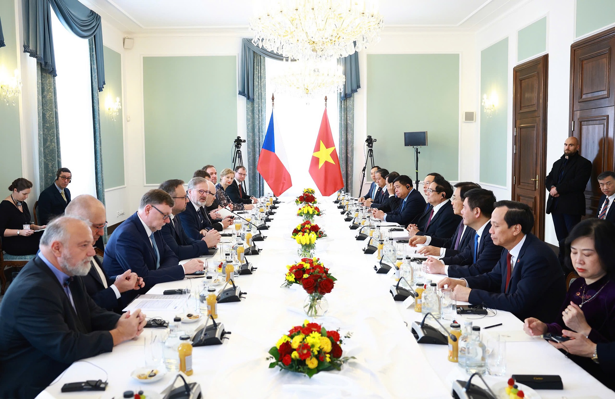 Hội đàm giữa Thủ tướng Phạm Minh Chính và Thủ tướng Cộng hoà Czech Petr Fiala - Ảnh: VGP