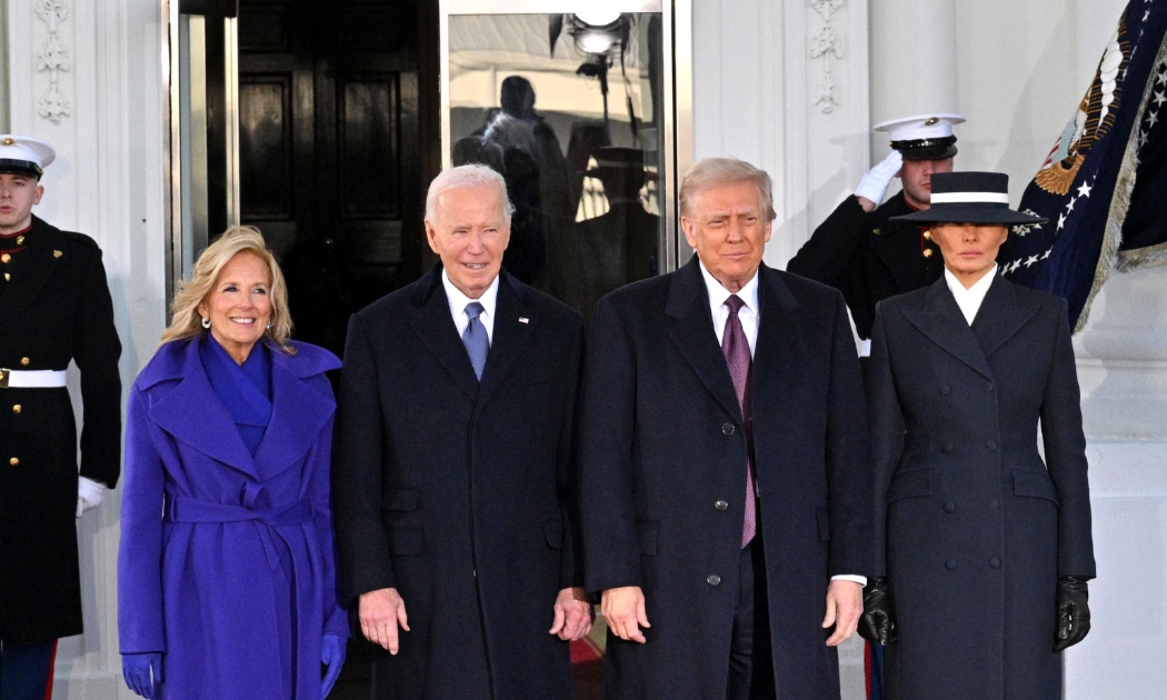 Tổng thống Joe Biden và Đệ nhất phu nhân Jill Biden chào đón Tổng thống đắc cử Donald Trump và vợ ông, bà Melania Trump, tại Nhà Trắng. Ảnh: Getty Image.