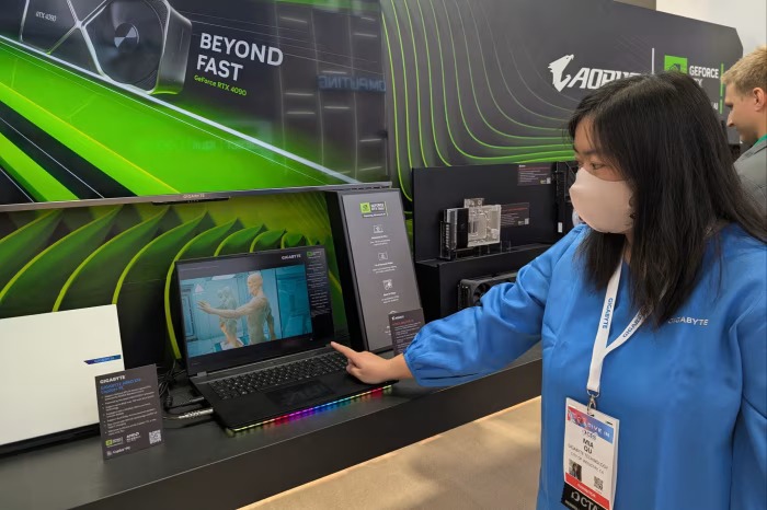 Một trong những rào cản lớn của Huawei là chuyển đổi người dùng từ phần mềm CUDA của Nvidia, được biết đến với tính dễ sử dụng và khả năng tối ưu hóa hiệu quả xử lý dữ liệu