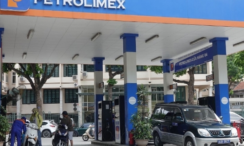 Nhập 2,9 triệu m3 xăng dầu sẵn sàng cho Tết Nguyên đán