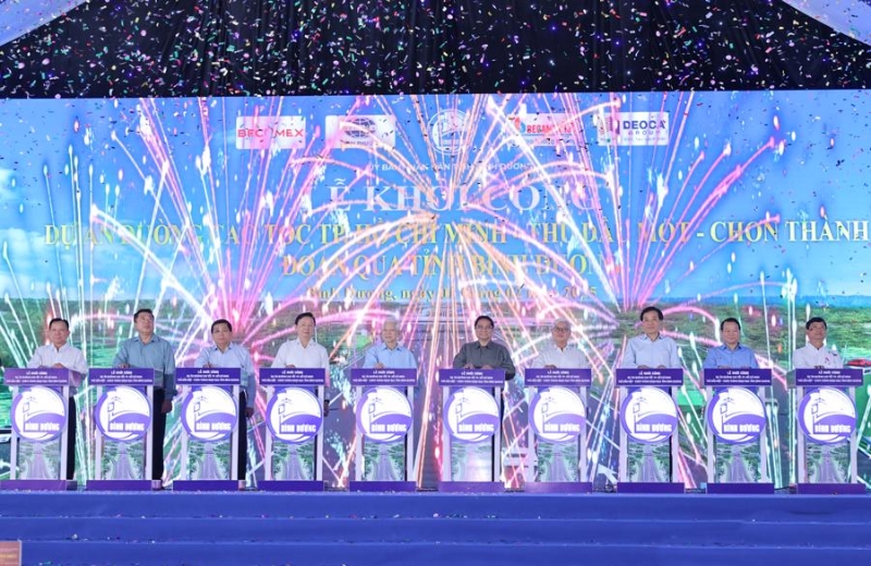 PM attends groundbreaking ceremony for HCMC - Thu Dau Mot - Chon Thanh Expressway