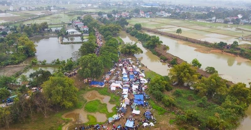 Đây là phiên chợ họp duy nhất 1 lần trong năm