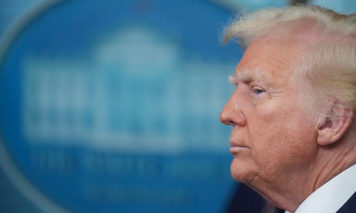 Giới đầu tư lo lắng về bước đi thuế quan tiếp theo của ông Trump