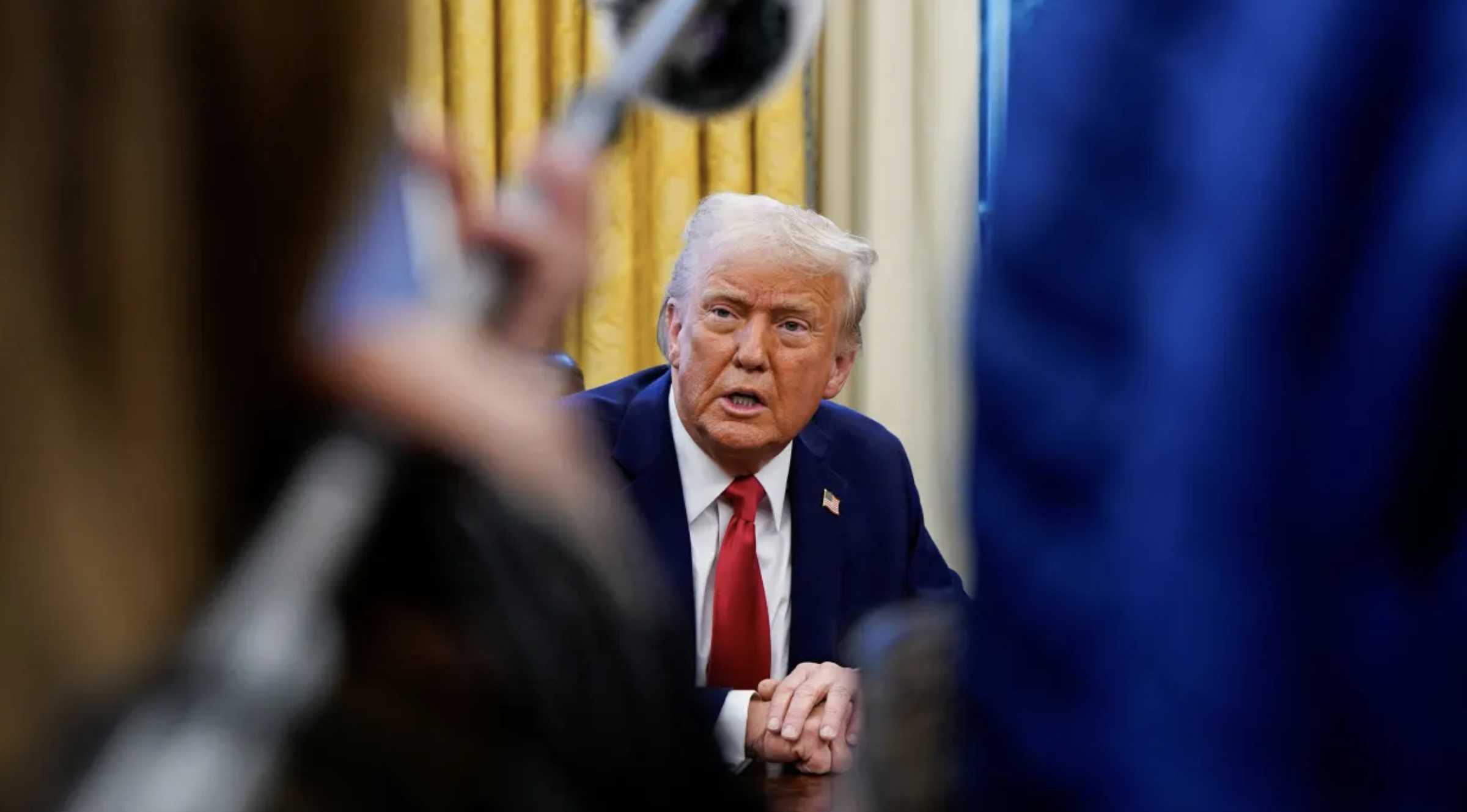Tổng thống Mỹ Donald Trump ở Nhà Trắng hôm 3/2 - Ảnh: Reuters.