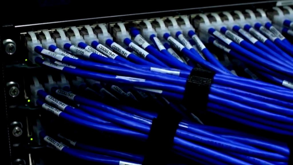 Theo số liệu từ các tổ chức viễn thông quốc tế, tốc độ Internet tại Trung Quốc hiện nay thuộc nhóm nhanh nhất thế giới nhờ vào sự đầu tư mạnh mẽ vào hạ tầng cáp quang.