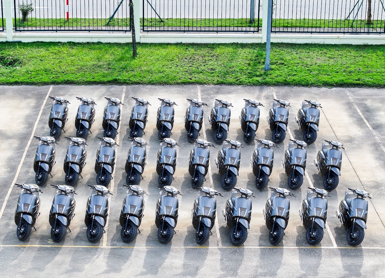 Xe máy Peugeot Django 150cc xuất khẩu sang Campuchia.