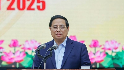 PM calls for rapid Chu Lai Airport investment