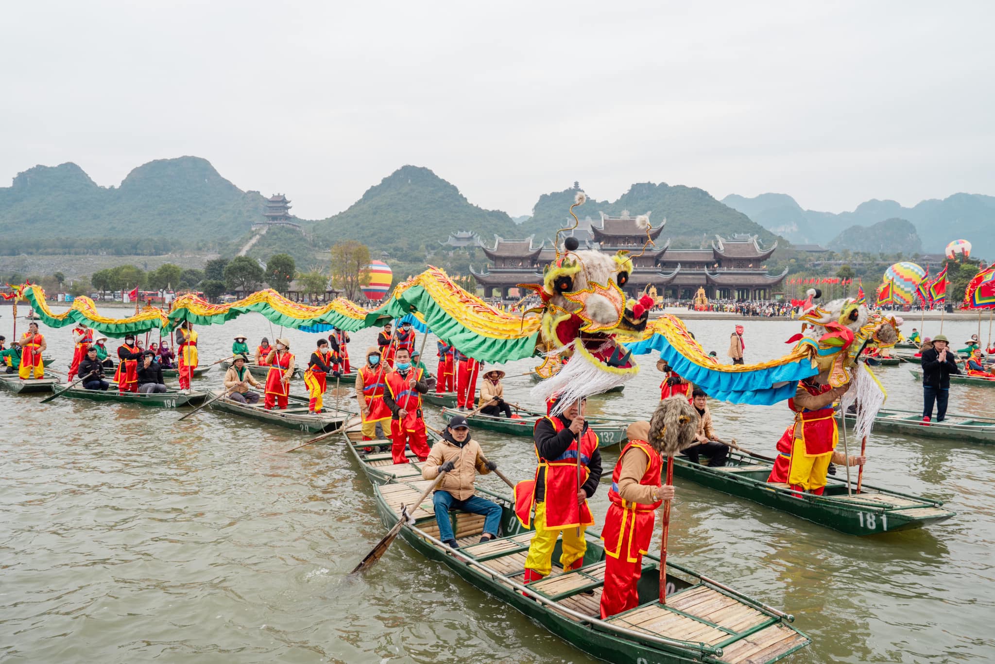Ngày 12 tháng Giêng năm Ất Tỵ (tức ngày 9/2/2025), chùa Tam Chúc đã long trọng tổ chức Hội Xuân Tam Chúc với chủ đề 