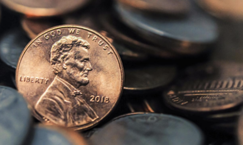 Ông Trump yêu cầu dừng sản xuất tiền xu 1 cent để tránh lãng phí