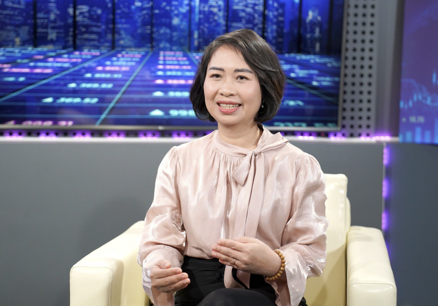 Bà Nguyễn Thị Hằng Nga, CFA, Tổng giám đốc Công ty Quản lý Quỹ Vietcombank (VCBF).