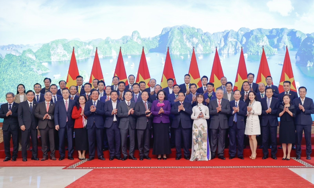 Các đại biểu tham dự Hội nghị sáng 11/2.