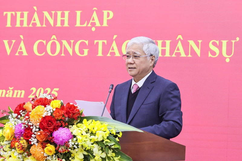Ủy viên Bộ Chính trị, Bí thư Trung ương Đảng, Bí thư Đảng ủy, Chủ tịch Ủy ban Trung ương Mặt trận Tổ quốc Việt Nam Đỗ Văn Chiến phát biểu tại hội nghị.
