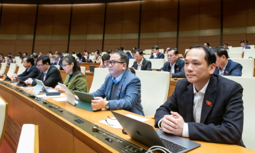 Hoàn thiện quy định về phân cấp, ủy quyền cho chính quyền địa phương