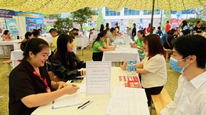 Hanoi firms kick off 2025 with recruitment drive for over 87,000 laborers