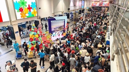  Nearly 7.3 mln passengers transported by air during Tet