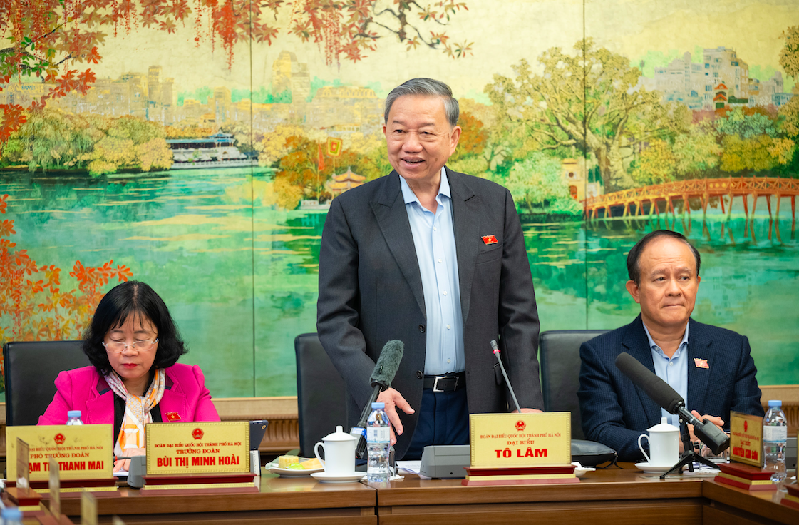 “Nếu chỉ lựa chọn công nghệ, máy móc giá rẻ chúng ta sẽ trở thành bãi rác công nghệ”