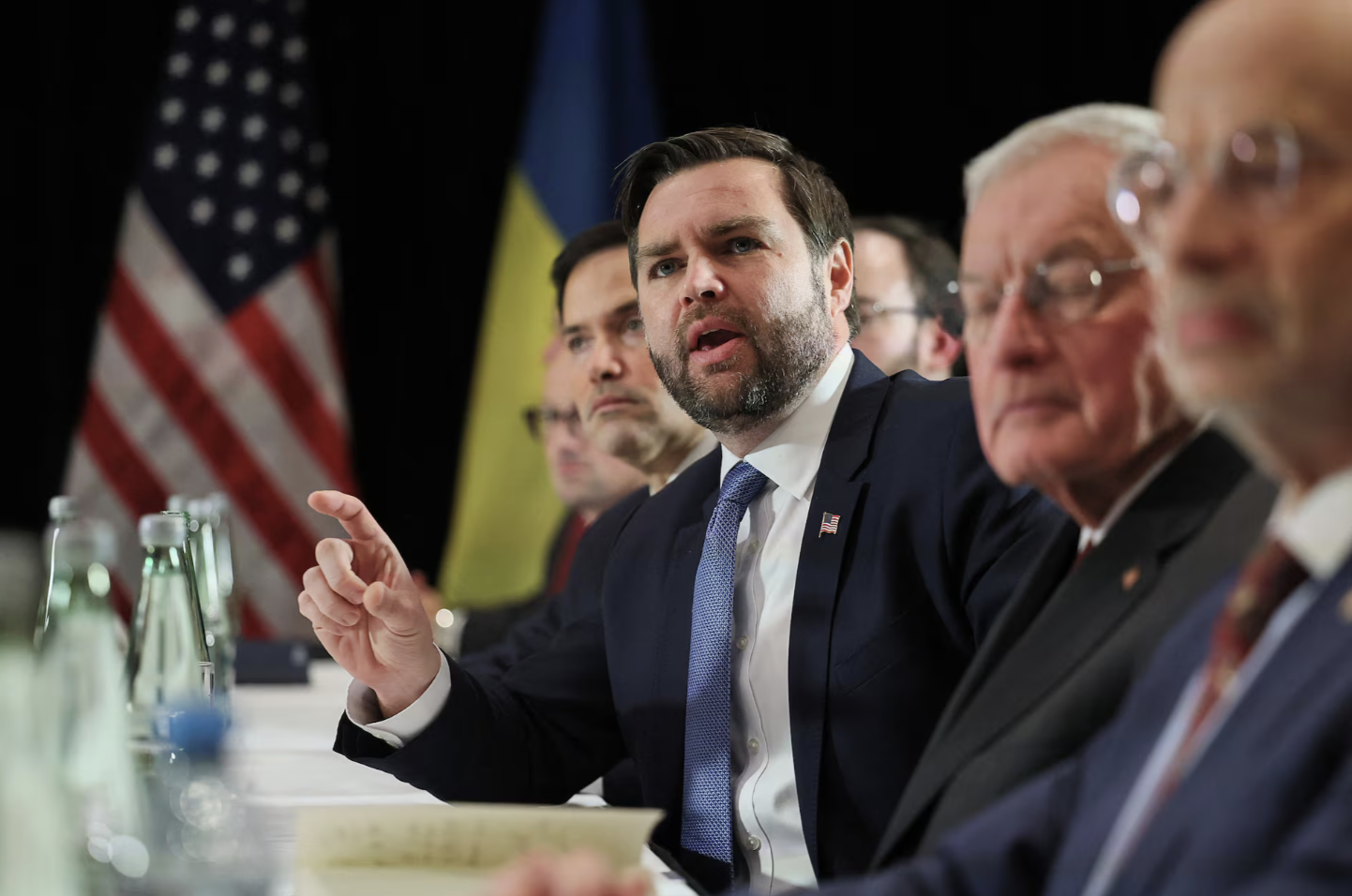 Ph&oacute; tổng thống Mỹ JP Vance tại Munich ng&agrave;y 14/2/2025 - Ảnh: Reuters.