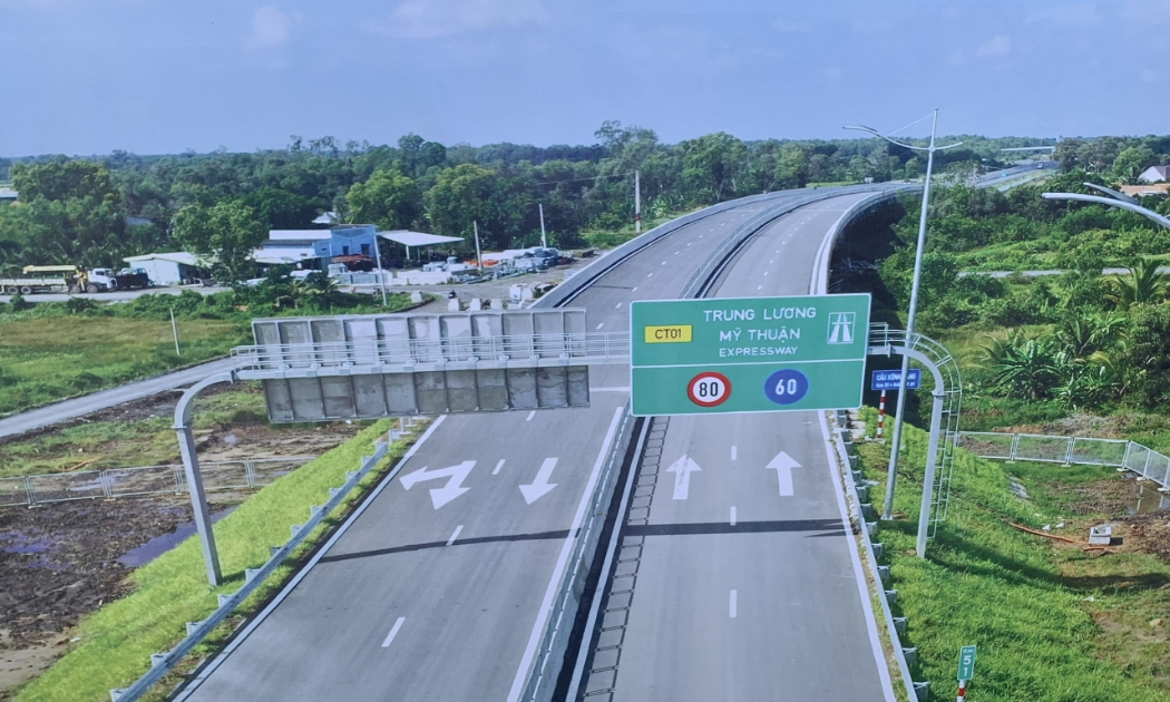 Hiện nay, tuyến cao tốc TP.HCM - Trung Lương - Mỹ Thuận đang chịu áp lực lớn do lưu lượng phương tiện ngày càng tăng - Ảnh minh họa.