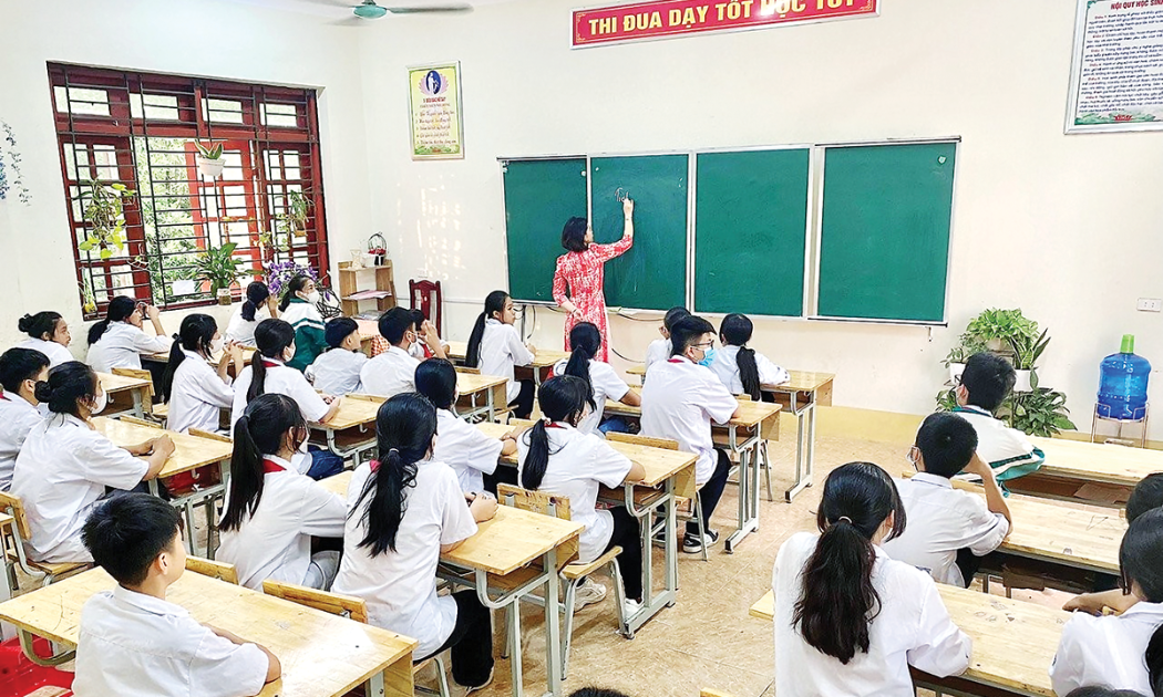 Hiện đang có những luồng ý kiến trăn trở của các thầy, cô, các bậc phụ huynh và học sinh về quy định dạy thêm.