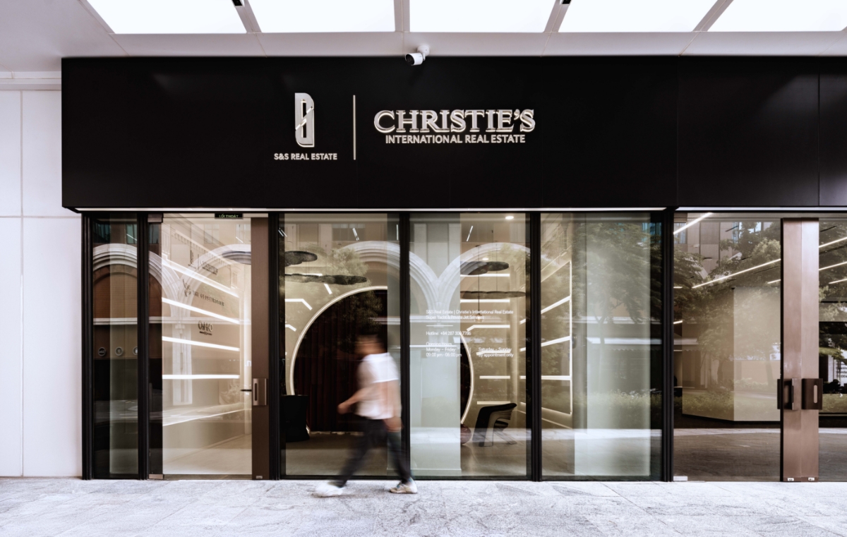 Với li&ecirc;n doanh S&S CIRE, Christie&rsquo;s International Real Estate l&agrave; thương hiệu bất động sản cao cấp to&agrave;n cầu đầu ti&ecirc;n xuất hiện tại Việt Nam.