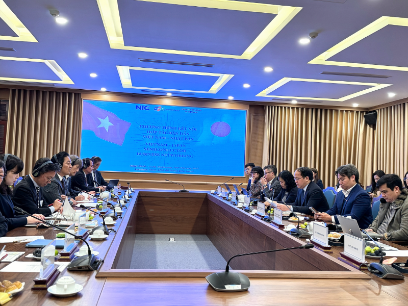 Vietnam - Japan semiconductor business networking held in Hanoi