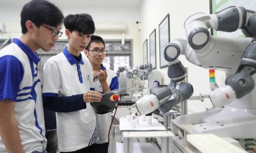 Lần đầu tiên tại Việt Nam có trường đại học công nghệ miễn học phí, cấp sinh hoạt phí cho học viên và nghiên cứu sinh