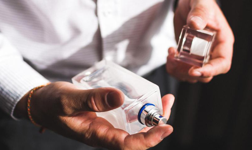 AI bắt đầu tham gia vào quá trình điều chế nước hoa