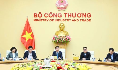 Tập đoàn lớn của Thụy Điển muốn xây dựng tổ hợp sản xuất tái chế sợi polyester tại Bình Định