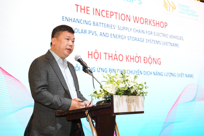 Ông Lê Tuấn Anh, Vụ trưởng Vụ Kinh tế công nghiệp phát biểu tại Hội thảo.