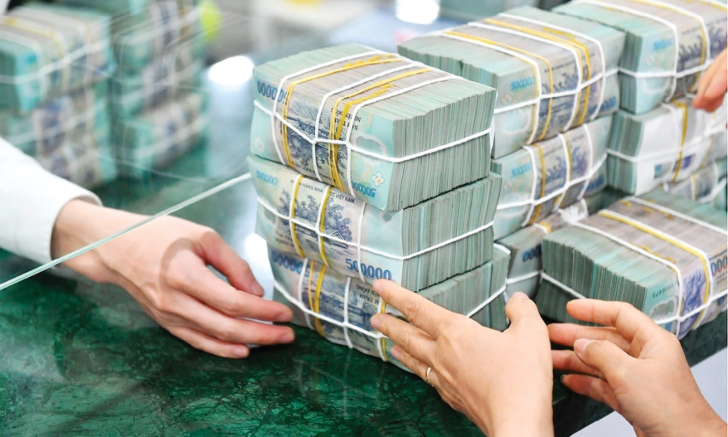 Nhiều hệ luỵ khi nền kinh tế phụ thuộc quá lớn vào nguồn vốn tín dụng ngân hàng.