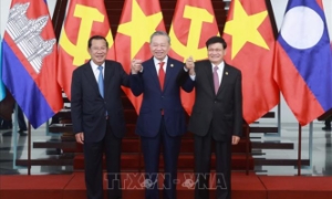 Tăng cường đoàn kết, gia tăng hiệu quả hợp tác, kết nối Việt Nam - Lào - Campuchia