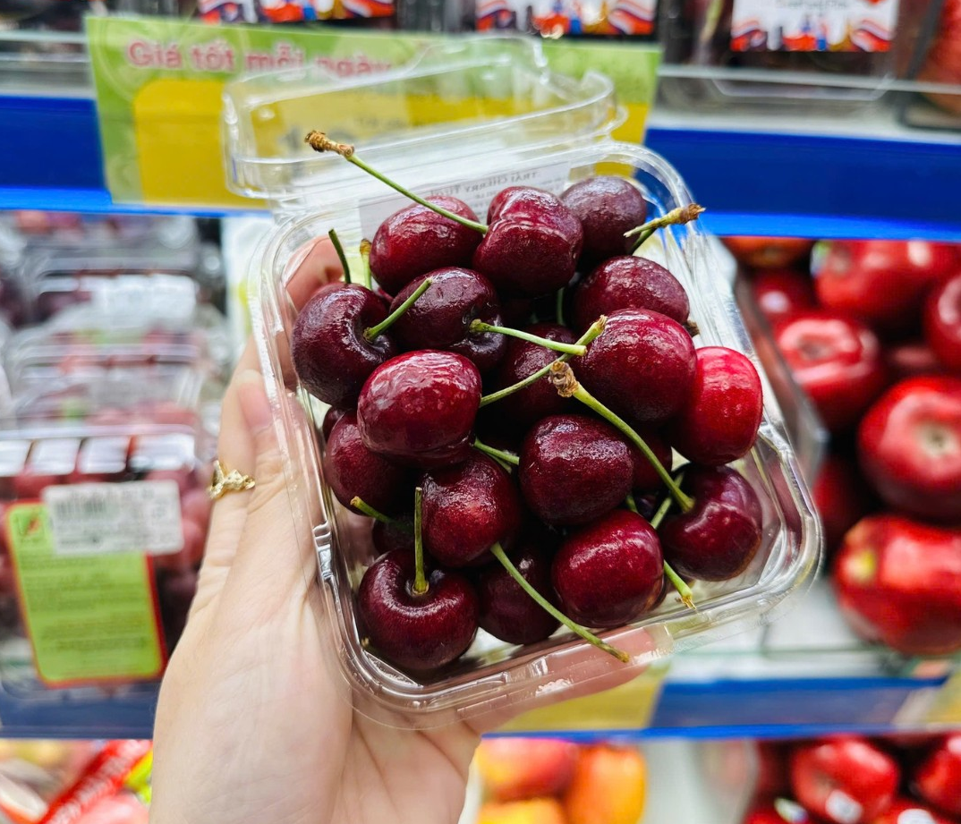 Cherry Chile  được bày bán rộng rãi với mức giá 