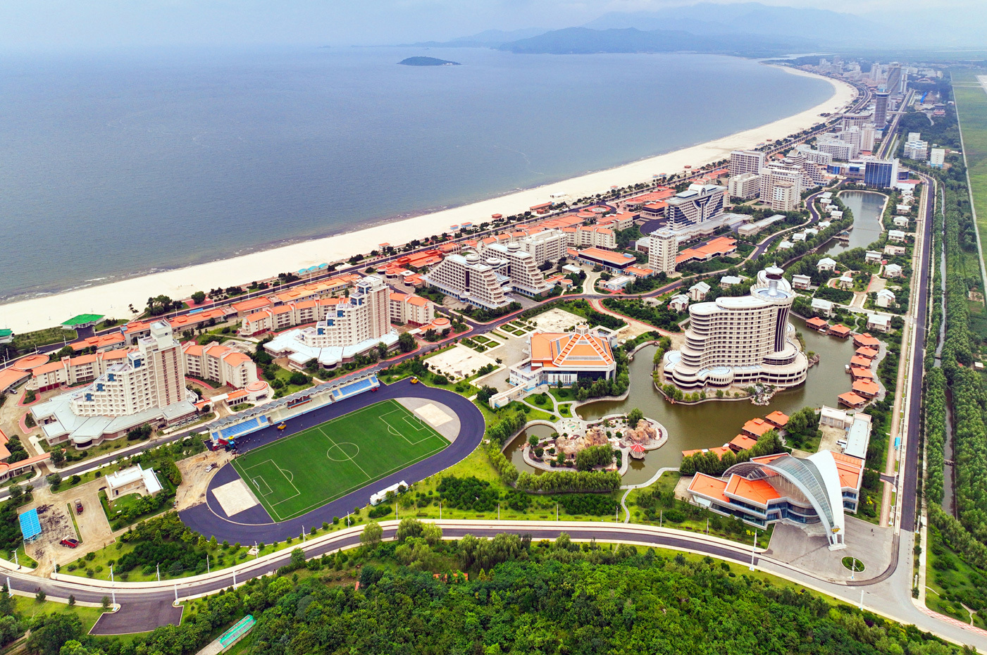 Triều Tiên cho biết quần thể nghỉ dưỡng Wonsan-Kalma có thể sẽ khai trương vào tháng 5/2025.