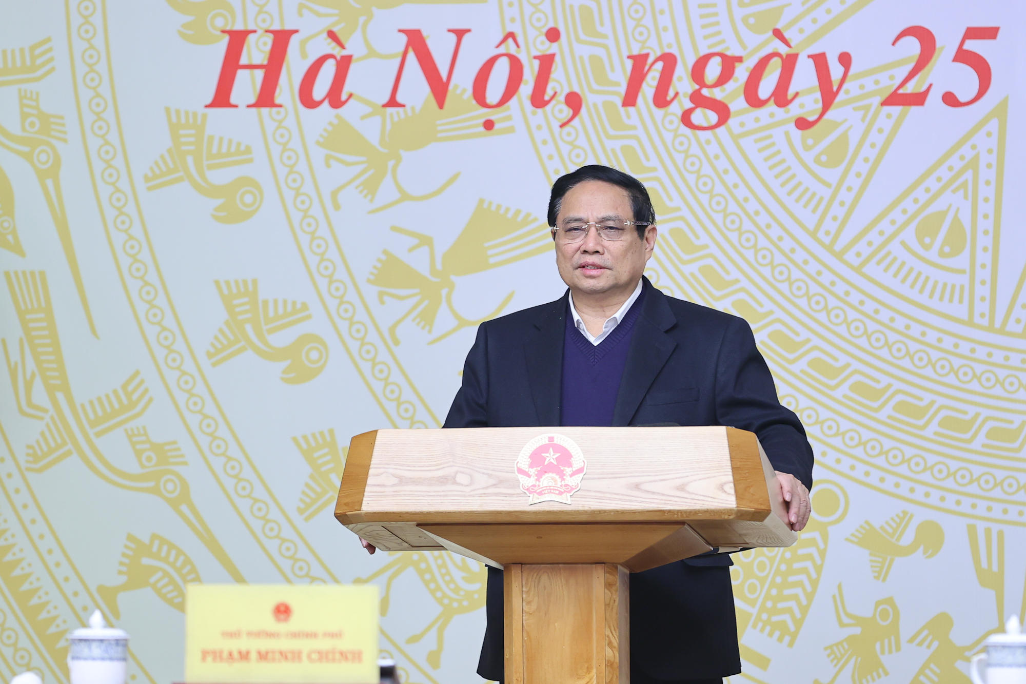 Thủ tướng phát biểu tại phiên họp - Ảnh: VGP